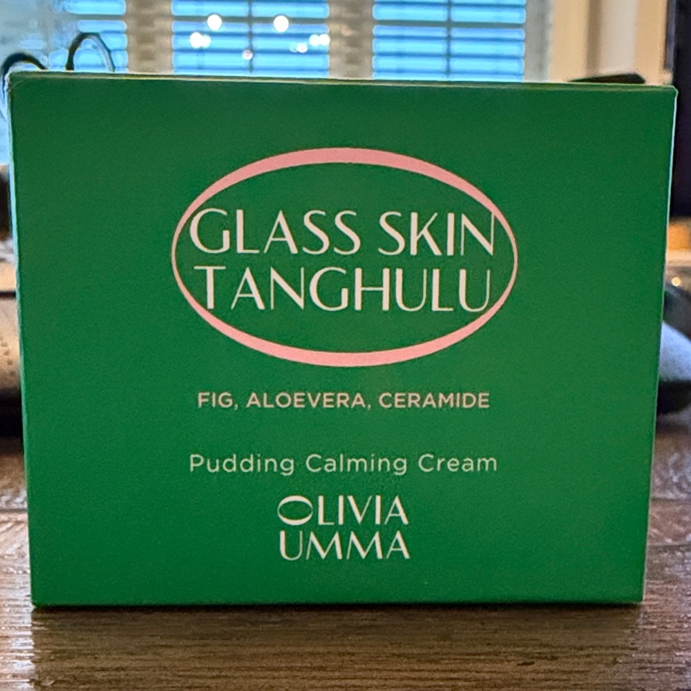 Olivia Umma Calming Cream